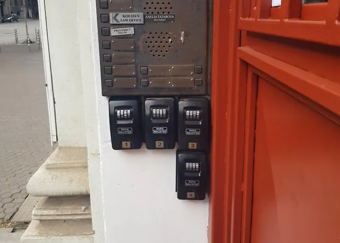 Presidency House Self Check-in Apartman