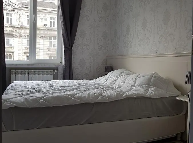 Presidency House Self Check-in * Szófia