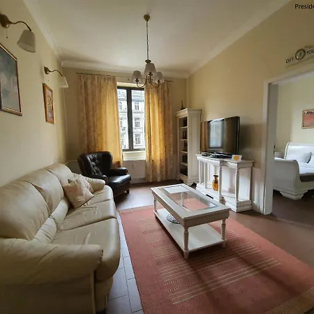 Apartamento Presidency House Self Check-in