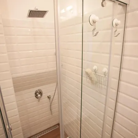 Presidency House Self Check-in Apartamento *