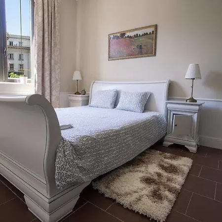 Presidency House Self Check-in * Sofia